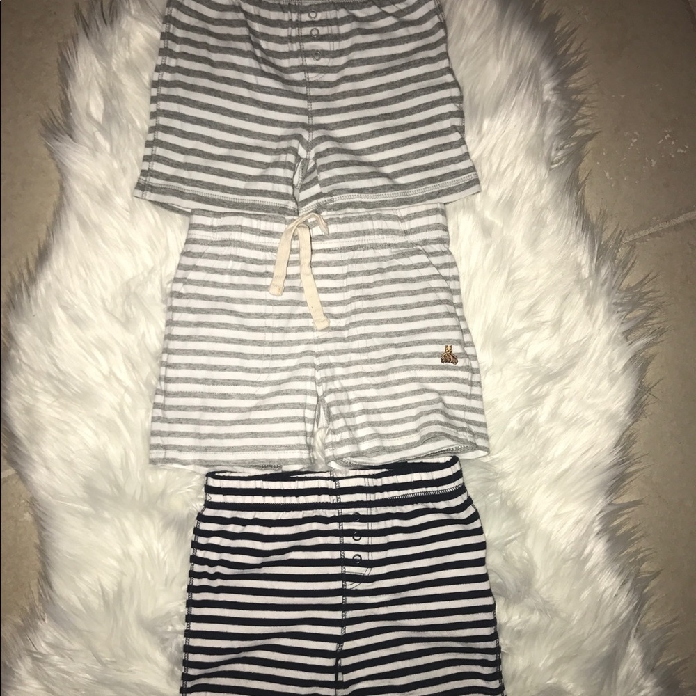 Baby gap shorts Lot