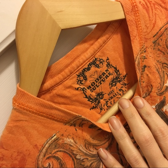 {MODERN CULTURE} Baroque Skull Graphic Print Tee - Picture 5 of 8