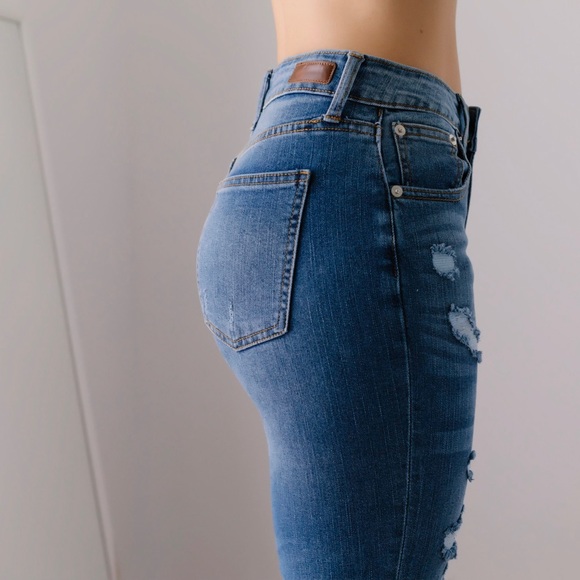 SoldOut11thStreet - Picture 5 of 8