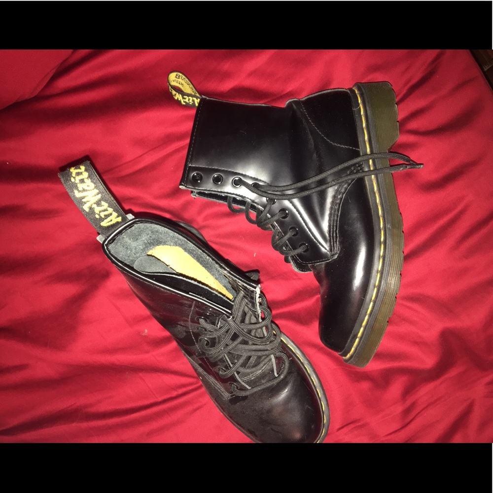 Dr. Martens Women's Shoe 👟