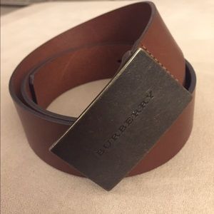 Burberry Brown Leather belt