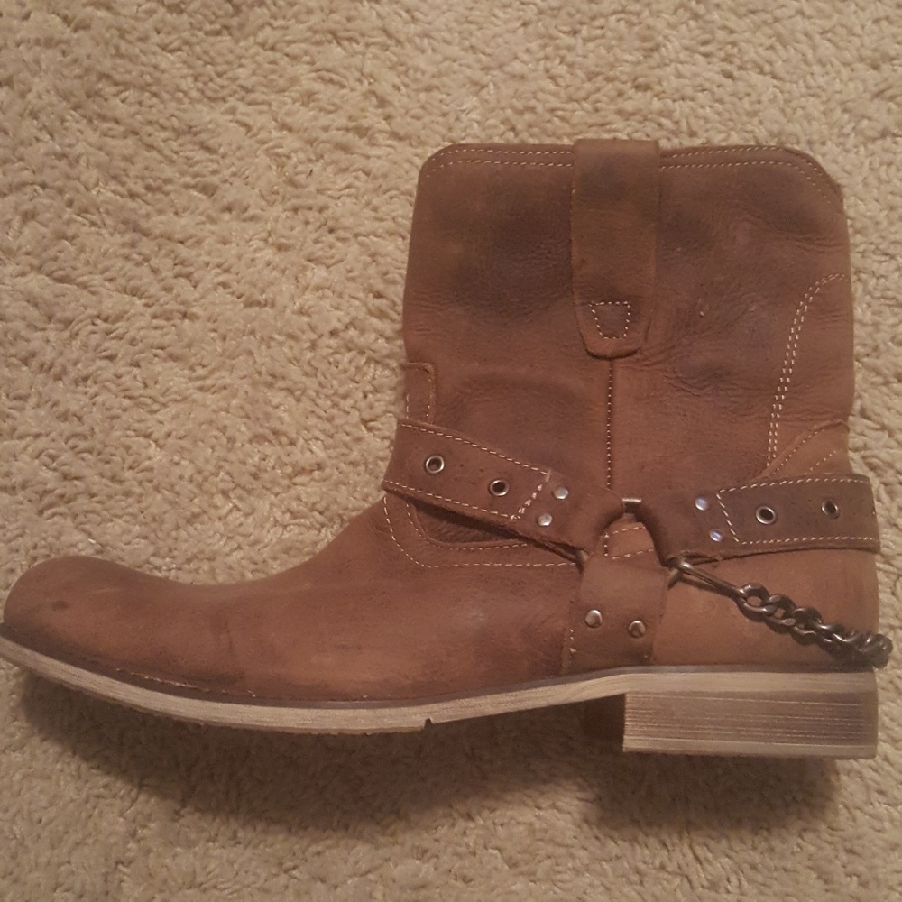 Leather boots