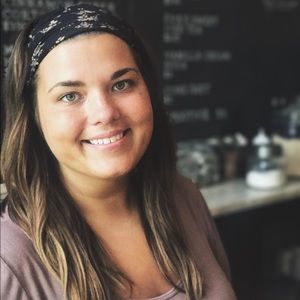 Meet your Posher, Anna