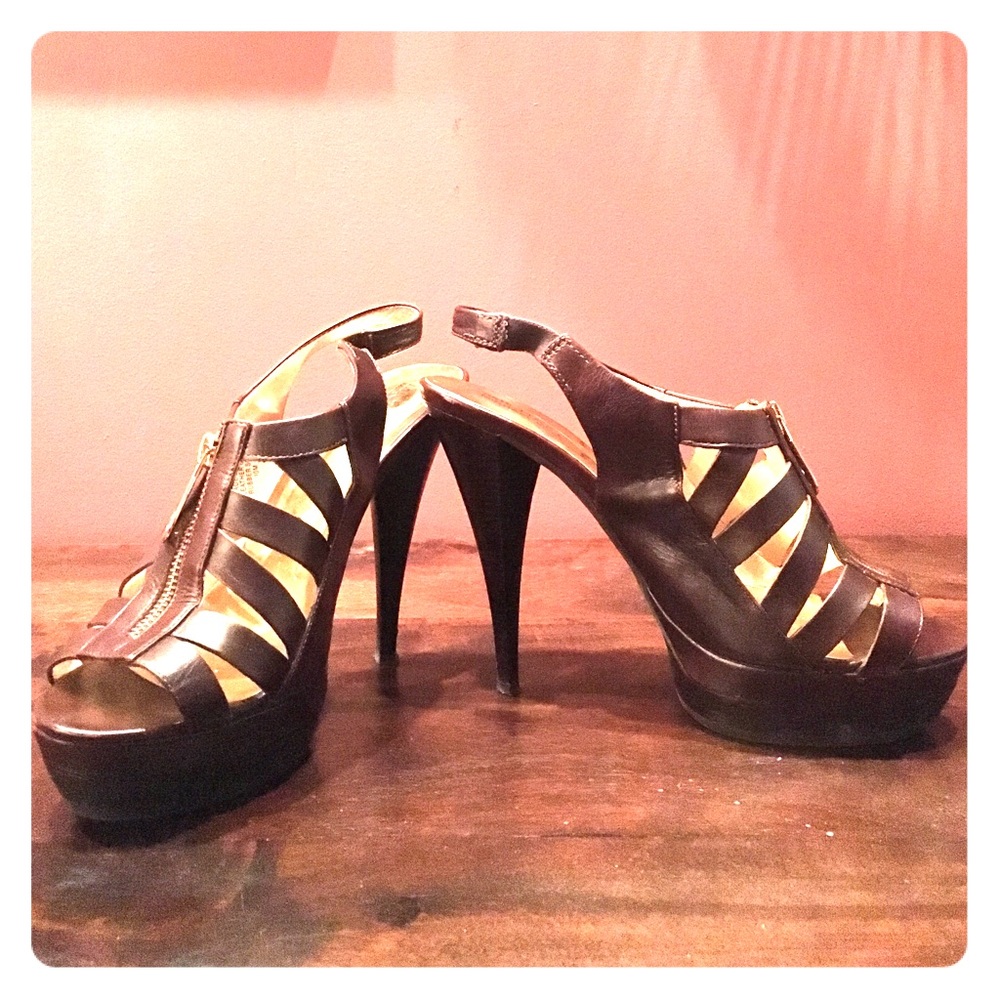 REDUCED Michael Kors Mocha Jamesport Sandal!