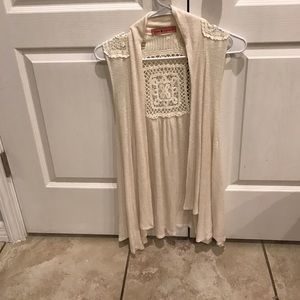 💕Cameo Appearance Sleeveless Cream Cardigan