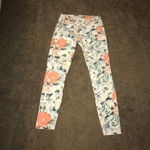 Floral pattern white jeans