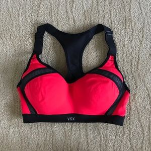 NEW victoria secret push up sports bra