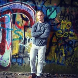 Meet your Posher, Justin