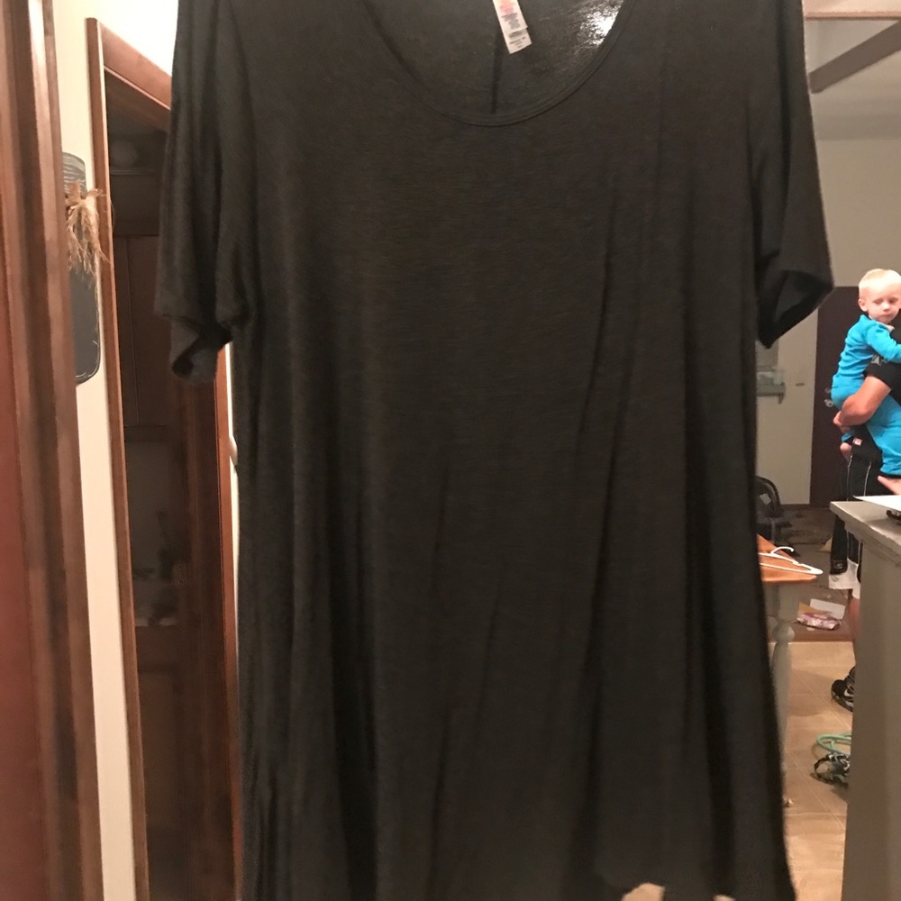 Lularoe perfect tee