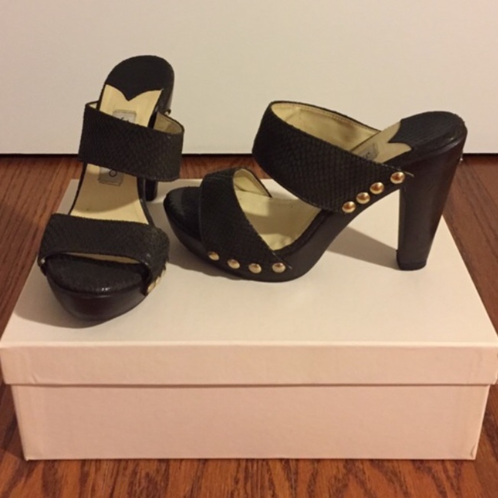 Embossed brown leather platform jimmy choo sandal