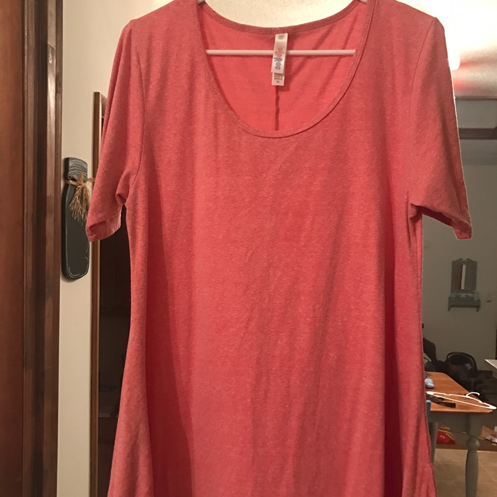 Lularoe perfect tee