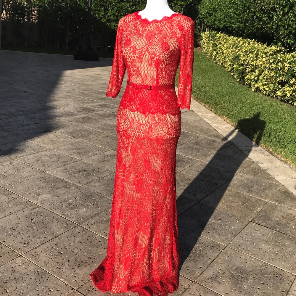 Party dress custom tailored red/nude Sz 0-2