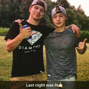 Meet your Posher, Colin