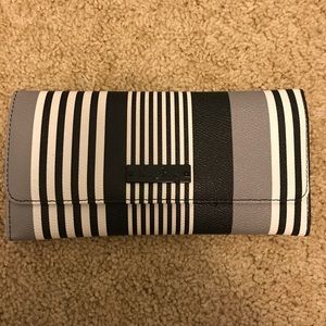 Vera Bradley trifold wallet midnight stripe