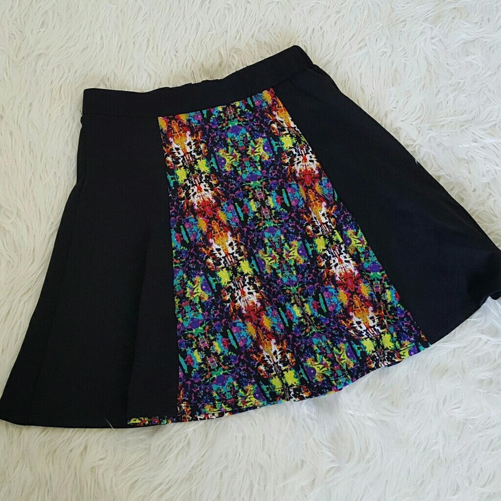 Olsenboye Skirt Size S NWT