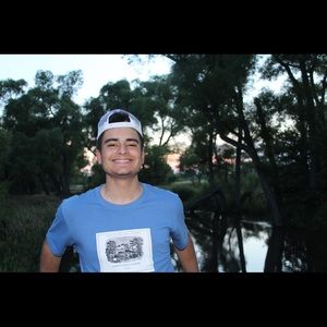 Meet your Posher, Dom