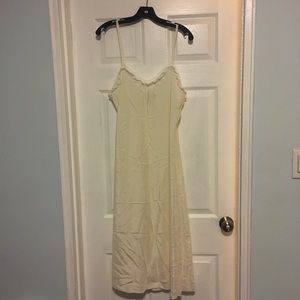 Vera Wang Luxe 100% Silk Nightgown