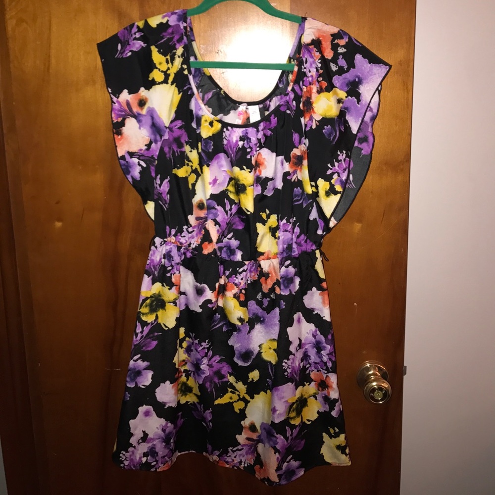 Beautiful dress 💜