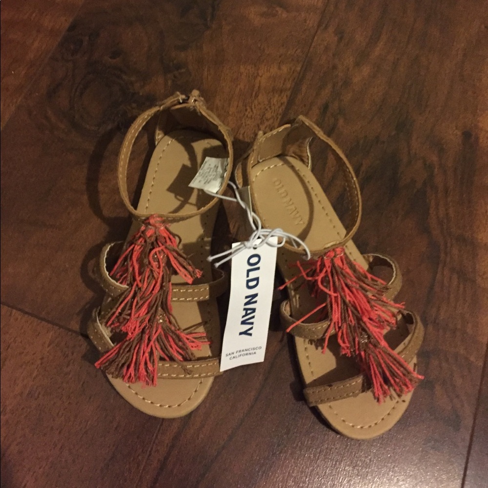 Toddler girl shoes. Old Navy. Never worn before!