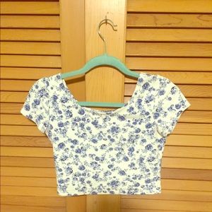 H&M Blue Floral Crop Top