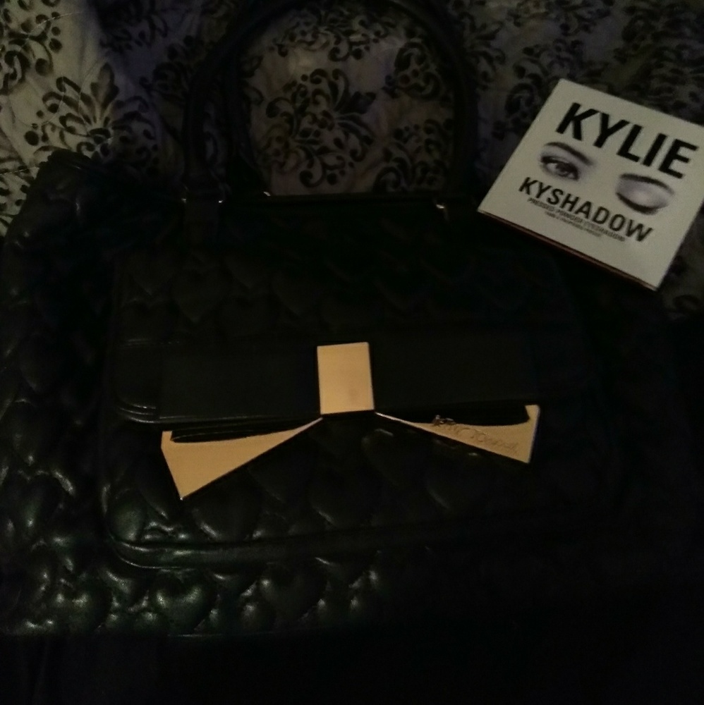 Large Betsey johnson bag with kylie burgundy kit