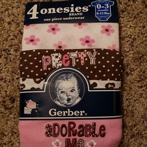 Size 0-3 months onsies