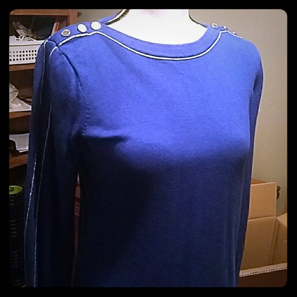 NWOT Blue sweater