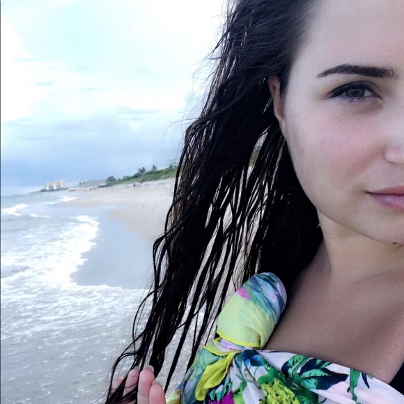 โจ๏๏Meet the posher, Bianca๏๏โจ - Picture 2 of 3