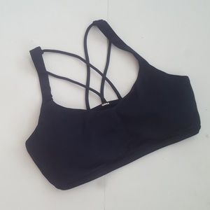 Lululemon 🍋 Free To Be Bra - Size 6