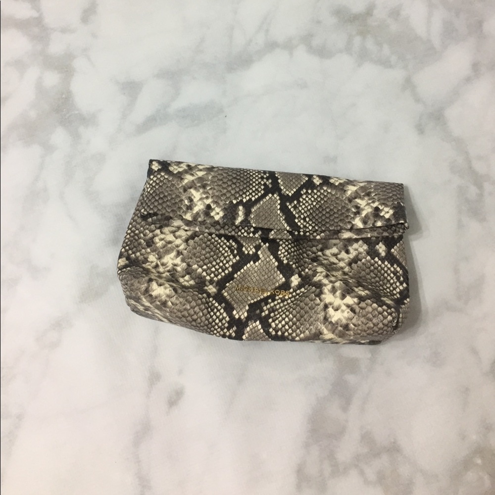 *LIKE NEW*Authentic Micheal Kors