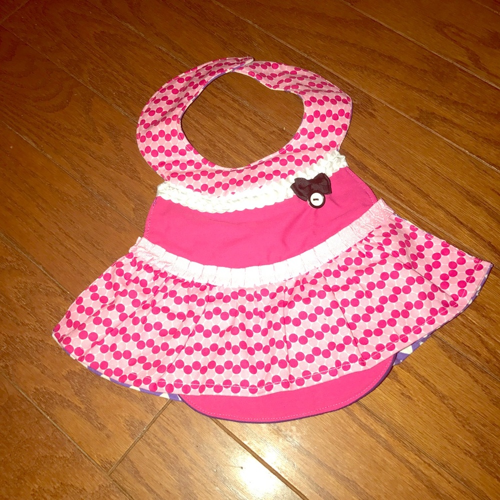 Reversible bib