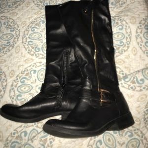 Black riding boots