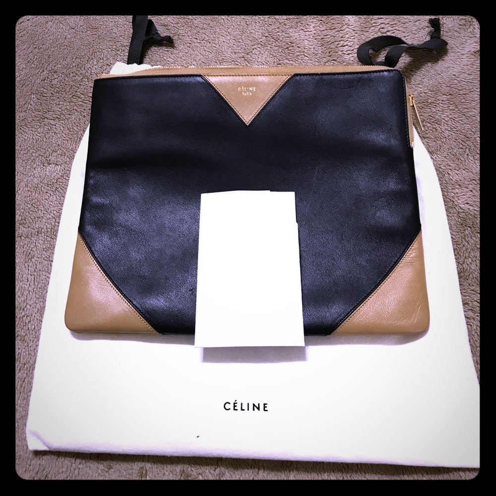 CELINE envelope leather clutch