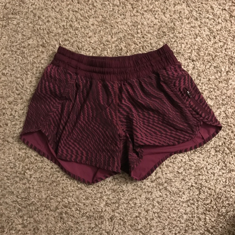 Lululemon tracker shorts
