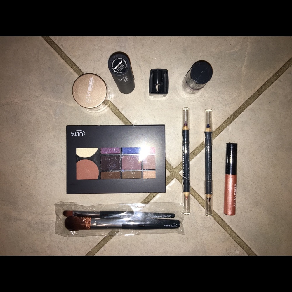 Ultra makeup kit!