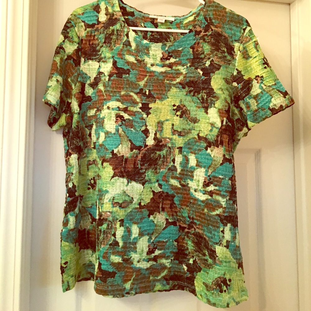 Macy's Sexy Jewel Tone Color Top