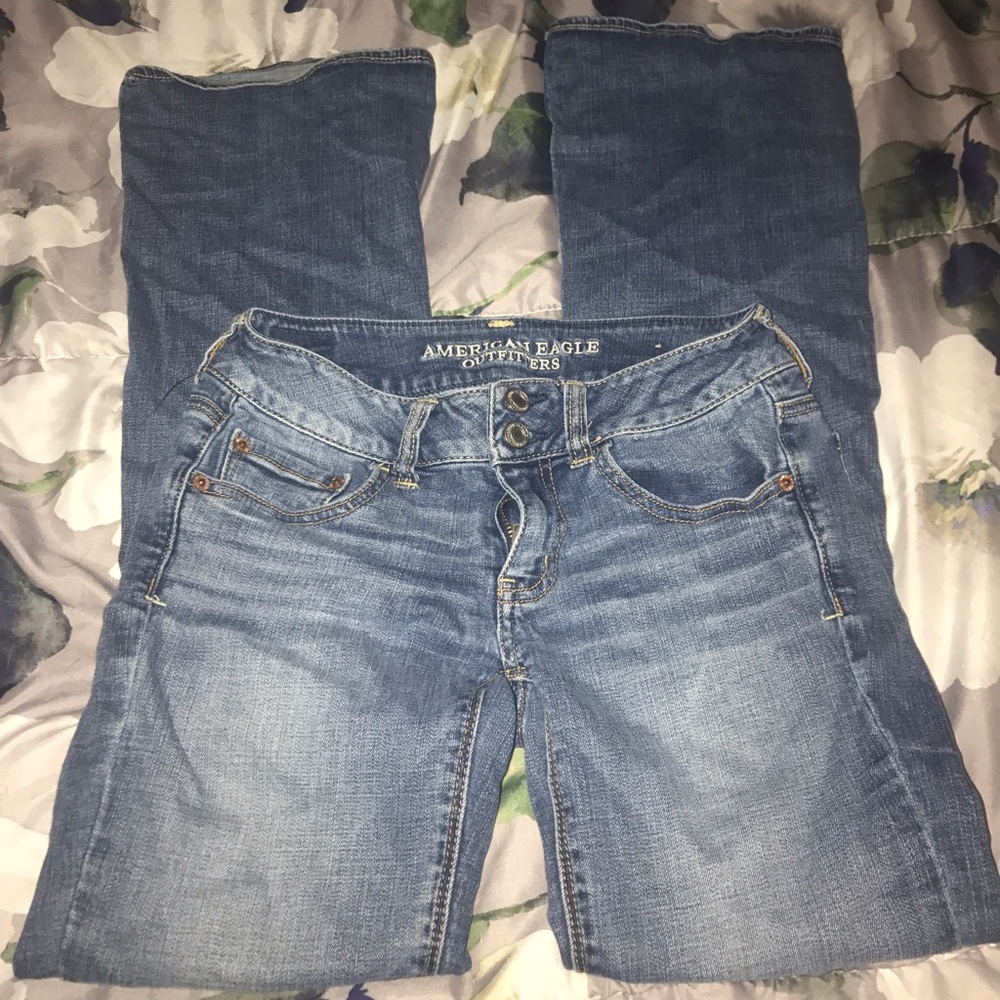 Boot cut jeans