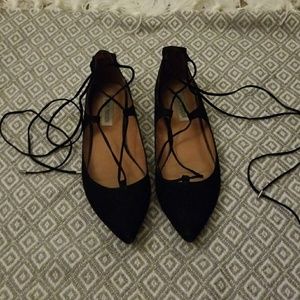 Steve  Madden pointed toe lace up flats
