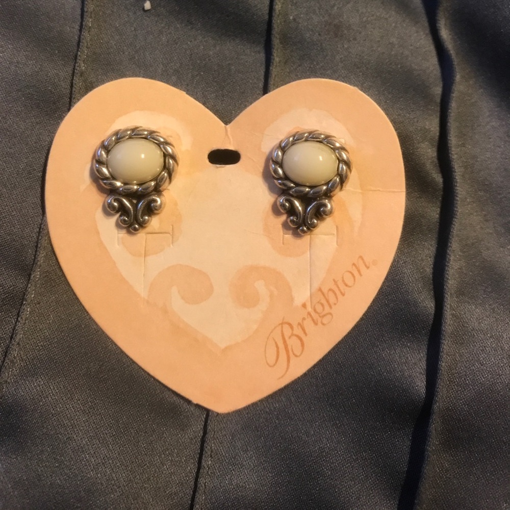 Brighton Moonglow Pearl earrings