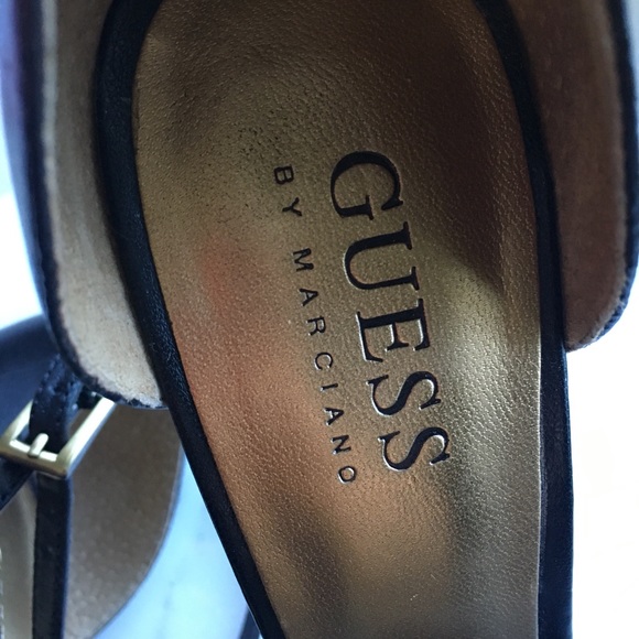 NIB Guess by Marciano "Kersty" leather stilettos - Picture 3 of 8