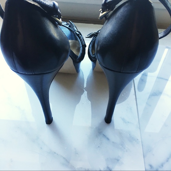NIB Guess by Marciano "Kersty" leather stilettos - Picture 6 of 8