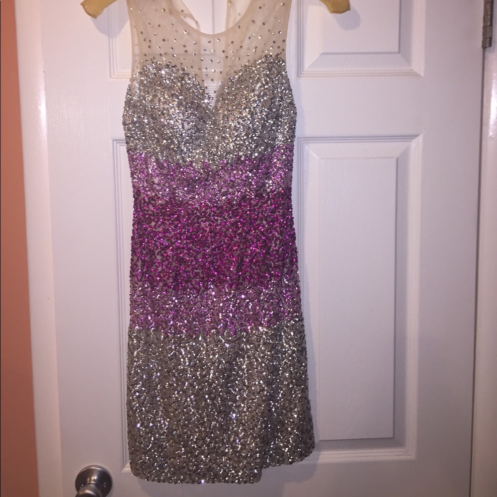 ONE OF A KIND SHERRI HILL DRESS