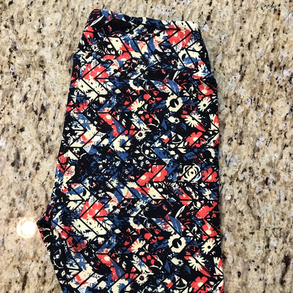 LuLaRoe TC Leggings