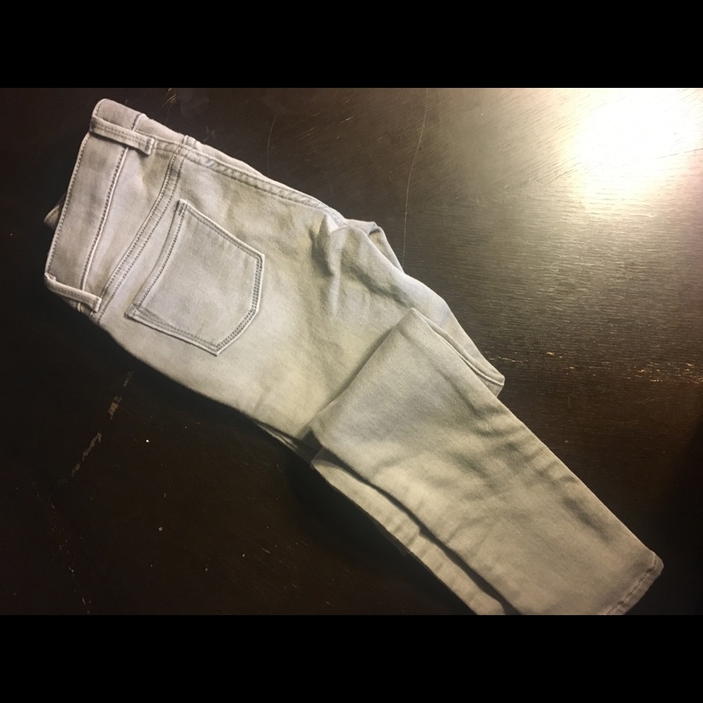 Gray skinny jeans