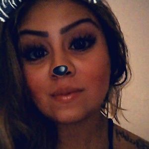 Meet your Posher, Corina