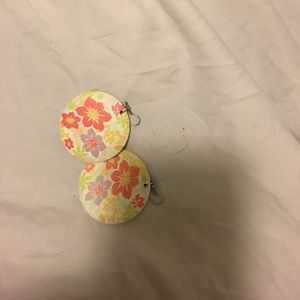 🌞Very lightweight floral earrings🌞