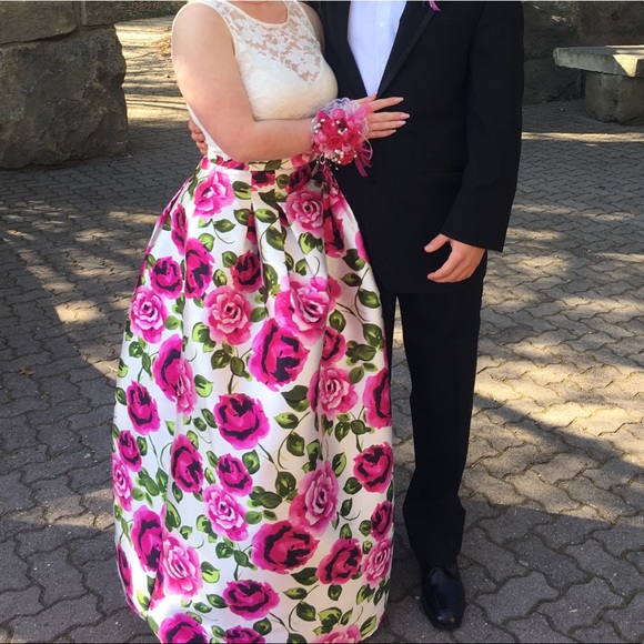 White/ Pink Floral Two Piece 2017 Prom Dress - Picture 3 of 5