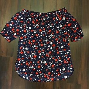 MICHAEL Michael Kors Off the Shoulder Top. Small