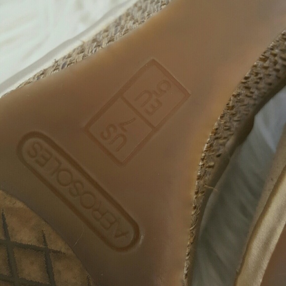 Aerosoles Open Toe Mini Wedge Size 7 - Picture 3 of 8