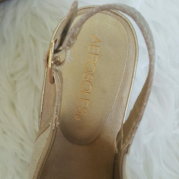 Aerosoles Open Toe Mini Wedge Size 7 - Picture 6 of 8